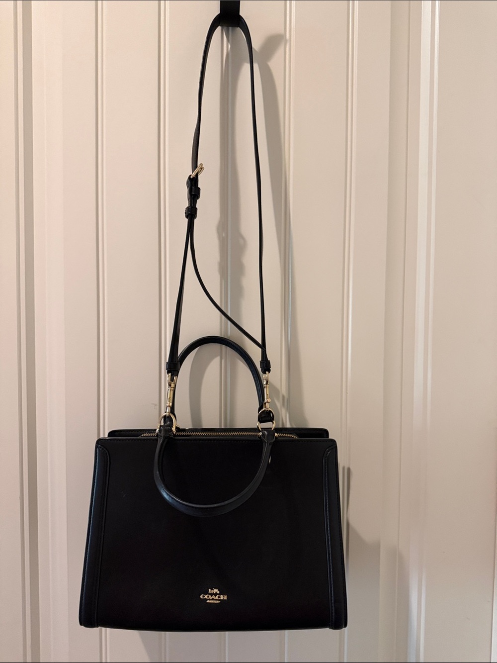 Coach Zoe Carryall Black Leather Tote With Adjustable Shoulder/ Crossbody Strap